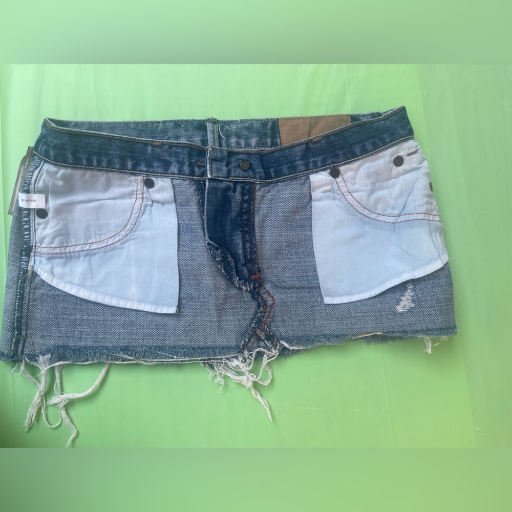 HOLLISTER LEGENDARY ULTRA MINI  DISTRESSED JEANS Denim Mini Skirt CALI SIZE 0 - Picture 2 of 14